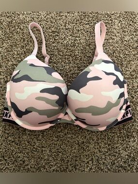 PINK Victoria's Secret Light Pink Camo Push-Up Bra